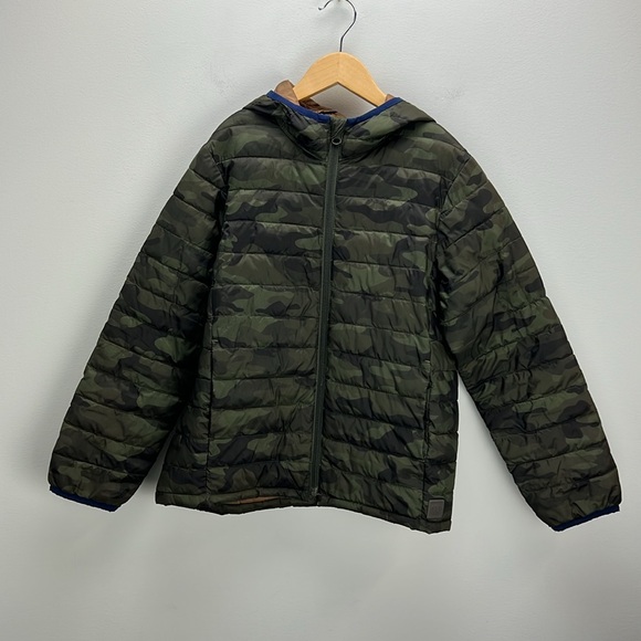 GAP Lightweight Puffer Jacket Primaloft Green Camo Boys Medium 8 / 9 Fall Winter - Picture 1 of 12